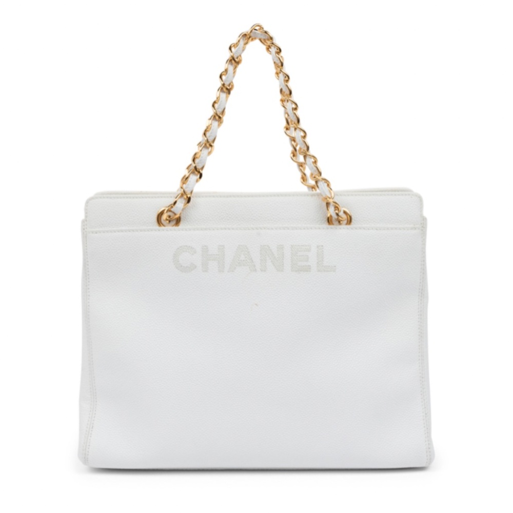 VINTAGE CHANEL White Caviar Leather Bag from 1997-1999 - Authentic!